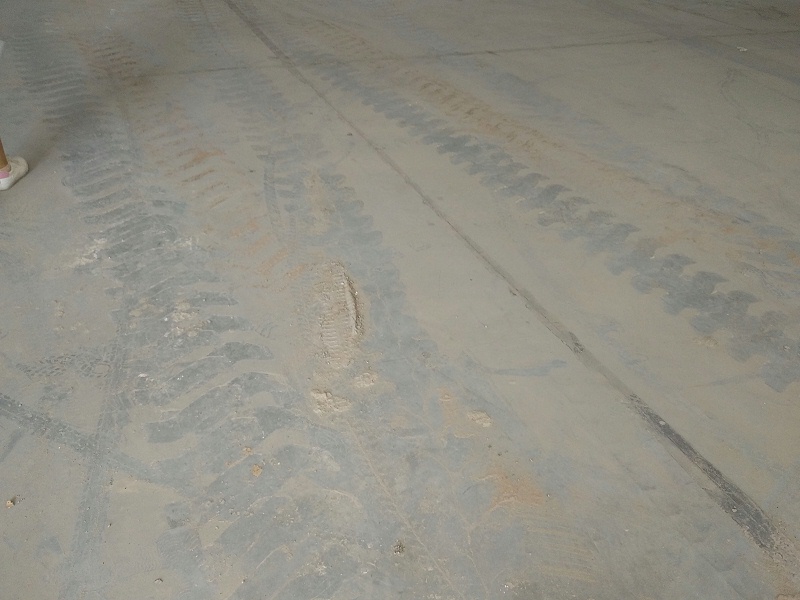 广州某科技有限公司金刚砂密封固化剂涂料地坪